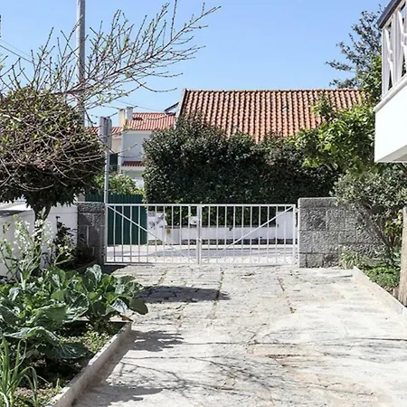 Carcavelos Loft&garden Apartman